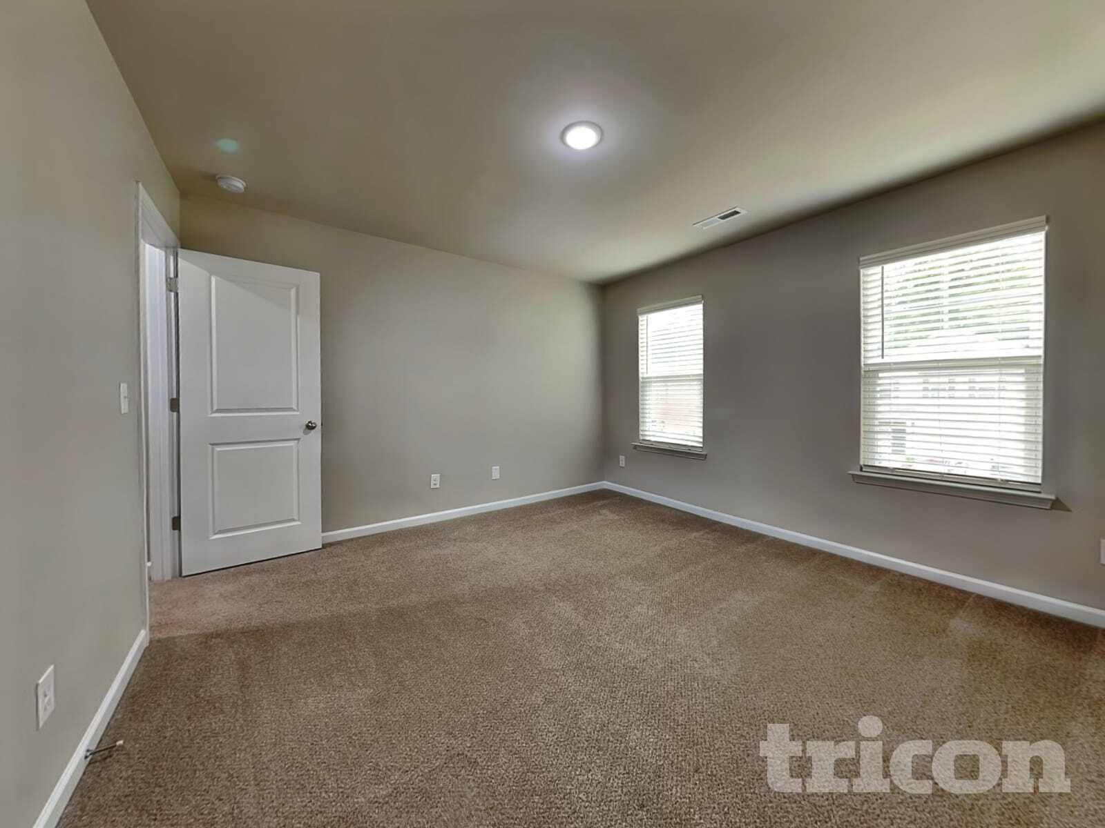 Building Photo - 143 Spring Knoll Dr