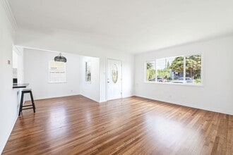 Building Photo - 4170 E Patero Way