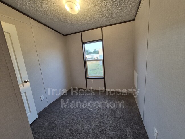 Building Photo - 16213 County Rd 1525