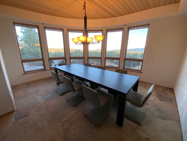 Building Photo - Privacy and Spectacular Views in Hesperus