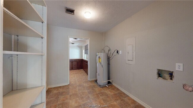 Building Photo - 4814 Afton Oaks Dr