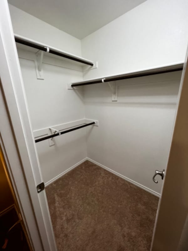 Building Photo - 1415 Field Dr