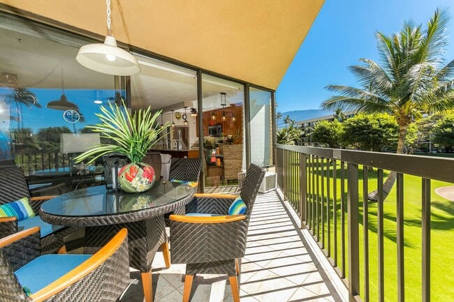 Building Photo - Maui Sunset Condo!! LOCATION, LOCATION, LOCATION!!
