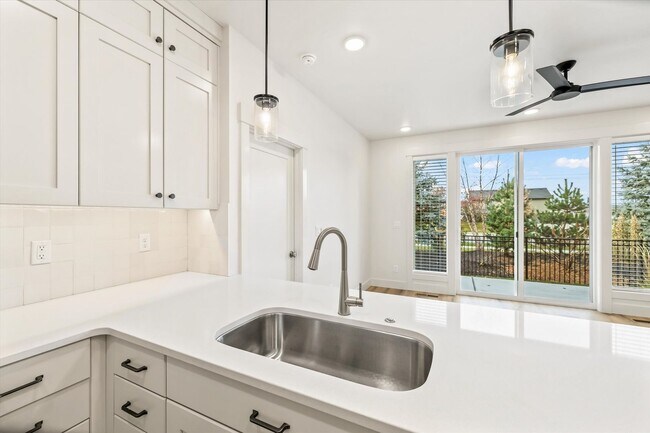 Building Photo - 3+3 Luxury Home in Eagle’s Prestigious Bellemeade Community
