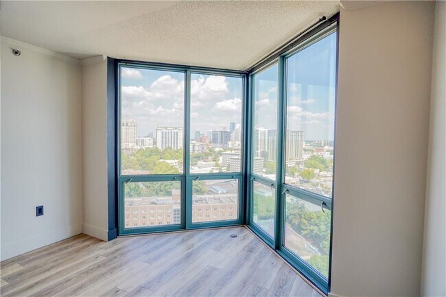 Building Photo - 2870 Pharr Ct S Northwest