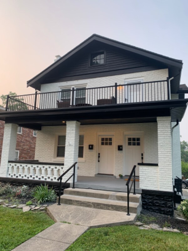 Building Photo - 201 E 26th St