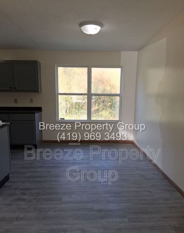 Building Photo - 2816 Benford Ln