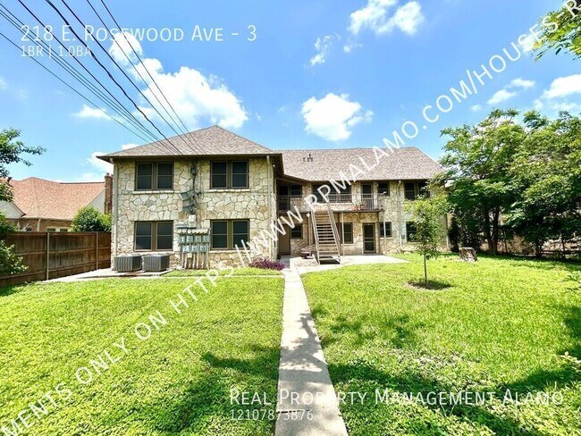 Building Photo - 218 E Rosewood Ave
