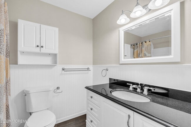 Building Photo - 562 Innkeeper Ln