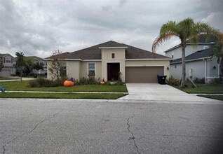 Building Photo - 12060 Lidflower St