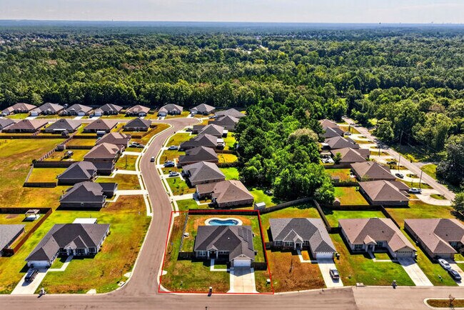Building Photo - 15028 Emersyn Ln