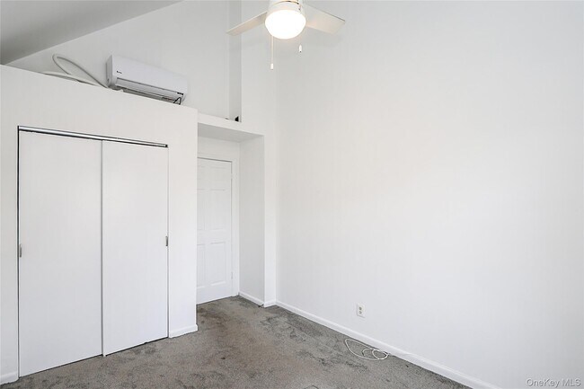 Building Photo - 75 Maxwell Ave