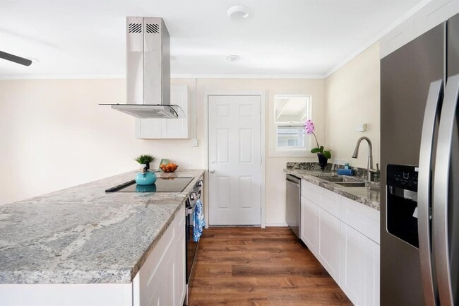 Building Photo - 194 Lower Waiehu Beach Rd