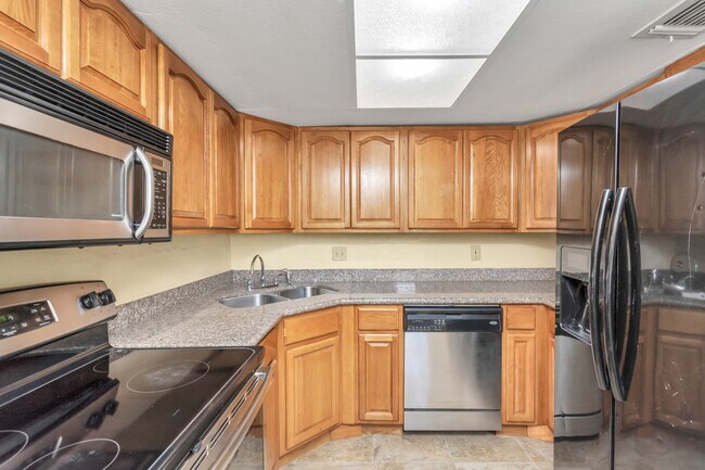 Building Photo - 4702 Cashel Cir