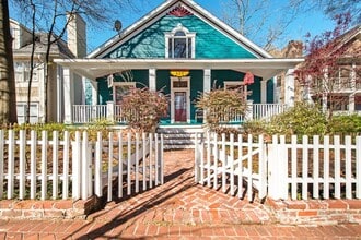Building Photo - 623 Cherokee Ave SE