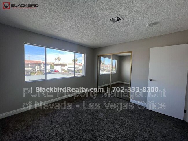 Building Photo - 1729 Jupiter Ct