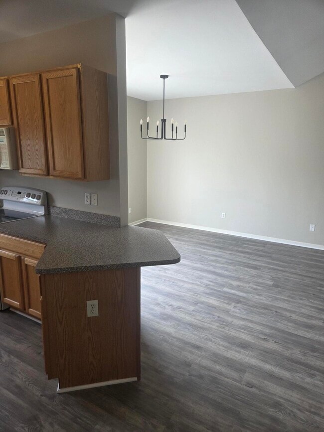 Building Photo - 3211 Addington Dr