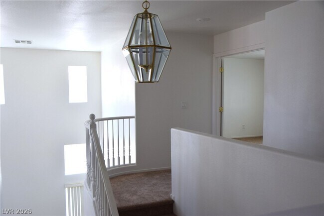 Building Photo - 9493 Grove Ridge Ave