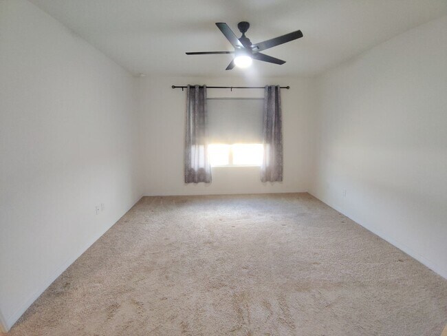 Building Photo - 1248 Sugarwood St