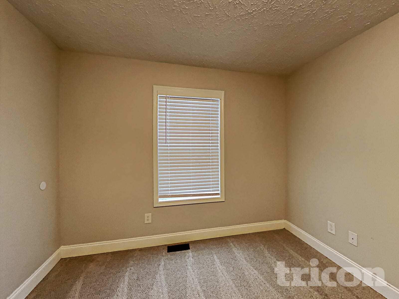 Building Photo - 280 Farmington Dr