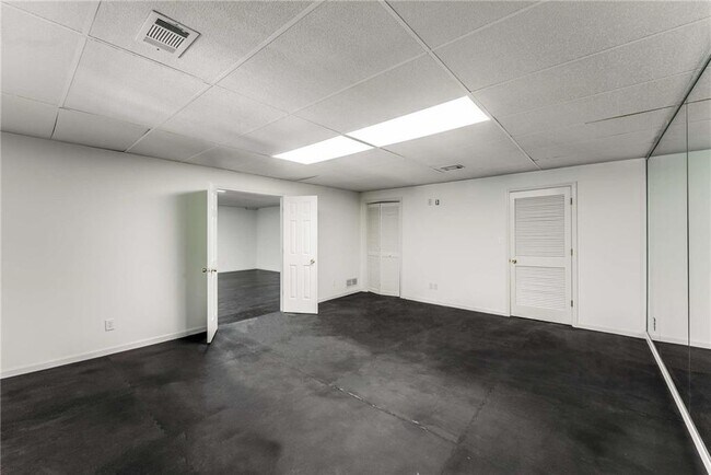 Building Photo - 5135 Falcon Chase Ln NE