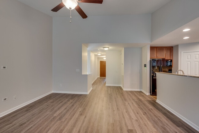 Building Photo - 2609 Jordan Ridge Dr