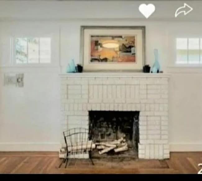 Building Photo - 5835 Broadway