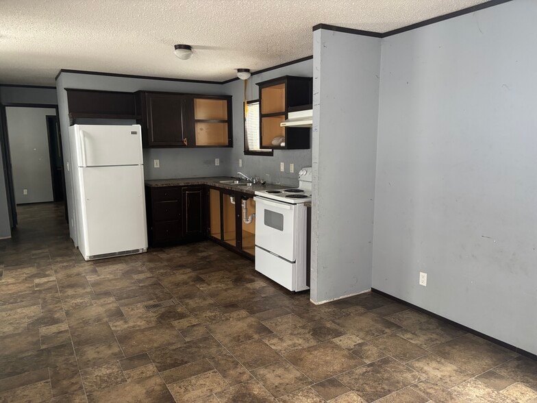 Building Photo - 1045 Conrad Dr