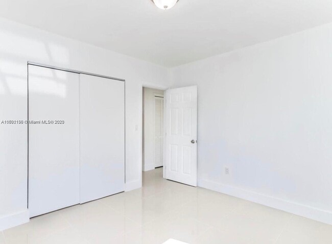 Building Photo - $3,500 18030 NW 14th Ave