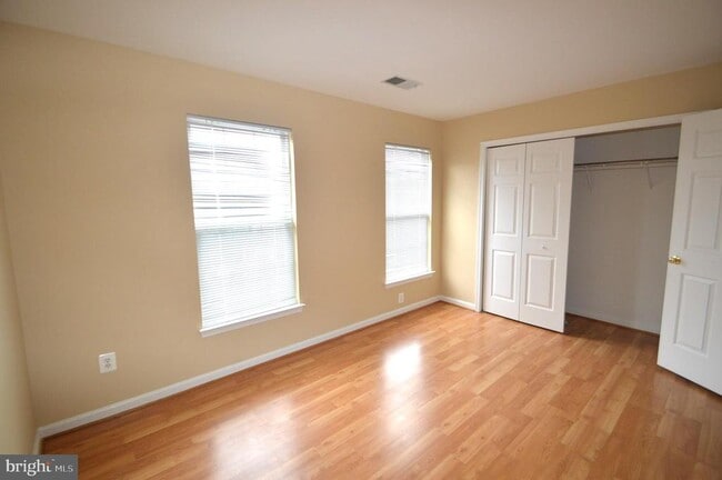 Building Photo - 21081 Pickerelweed Terrace