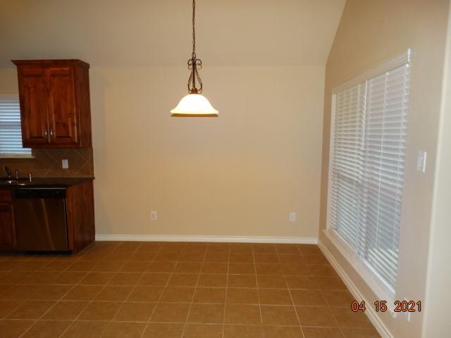 Building Photo - 713 Golden Nugget Dr