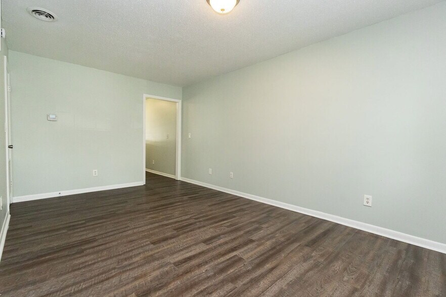 Building Photo - 411 Booth Rd