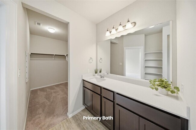 Building Photo - 123 White Dunes Dr