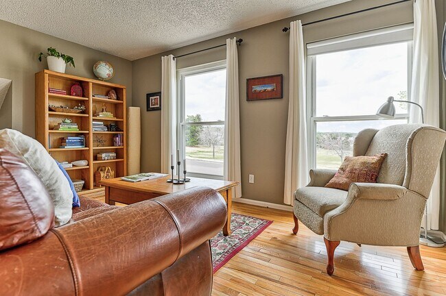 Building Photo - 5150 Saddle Dr