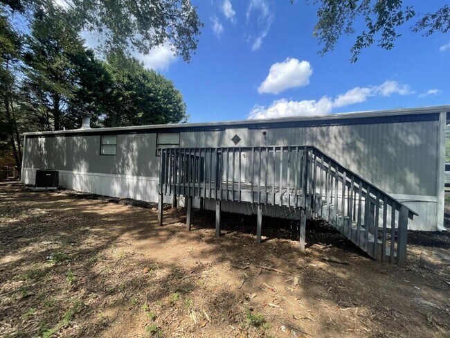 Building Photo - 806C SC-8