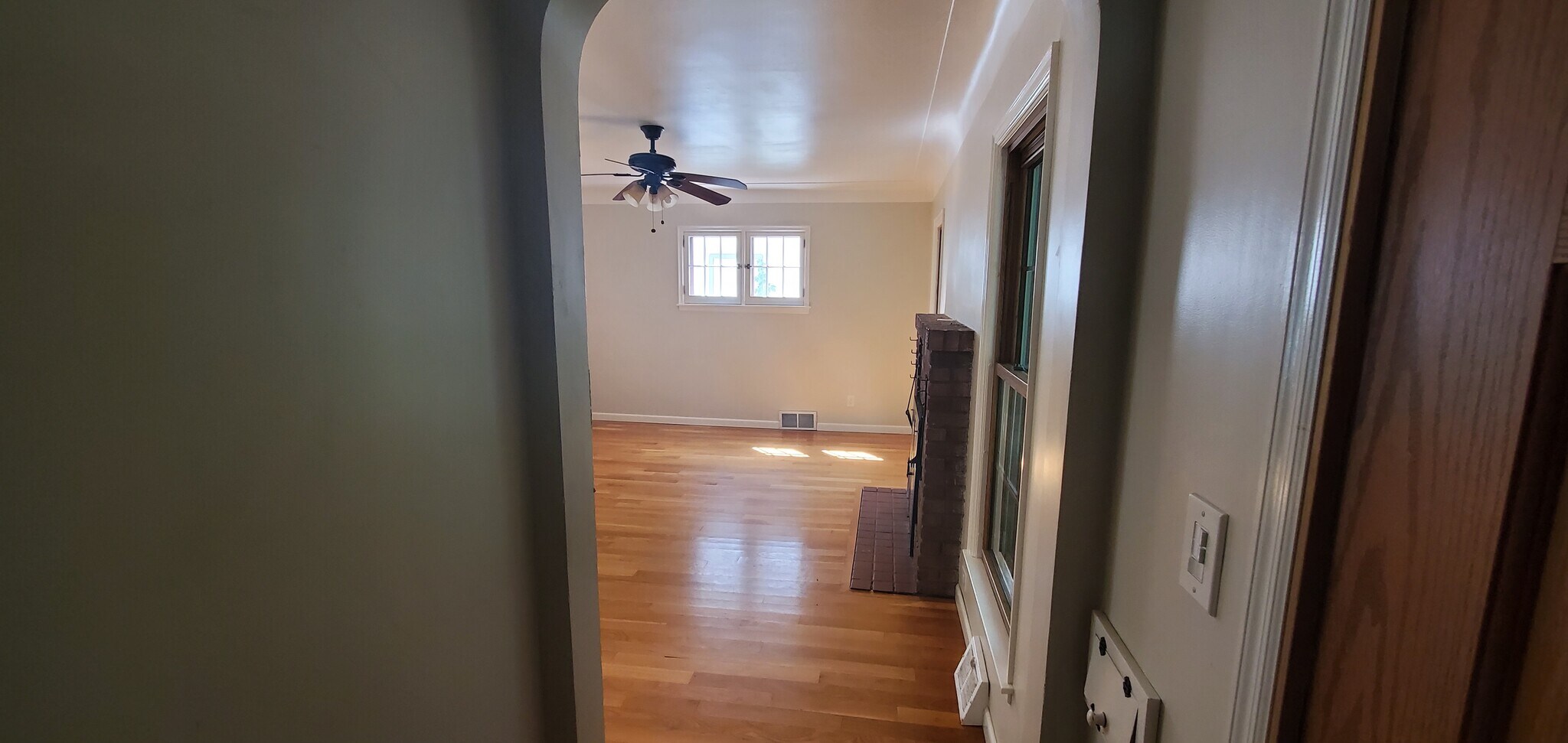 Building Photo - 2923 Arthur St NE