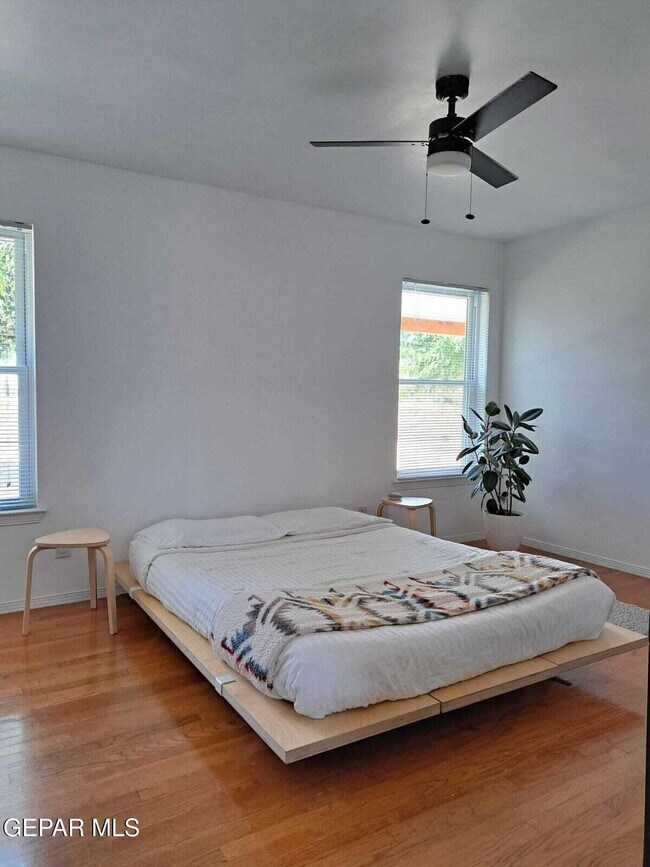 Building Photo - 817 Centennial Dr