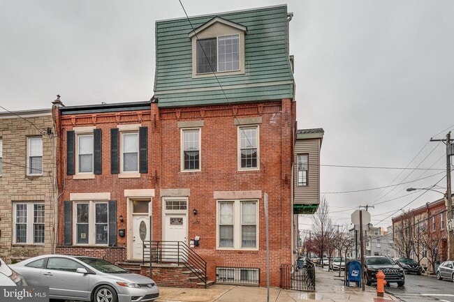 Building Photo - 2401 Carpenter St