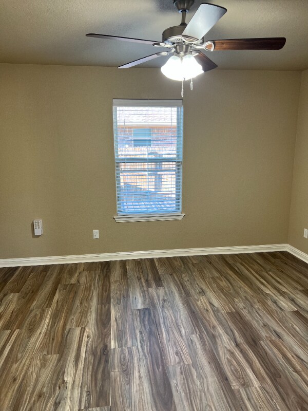 Building Photo - 903 Dart Ct