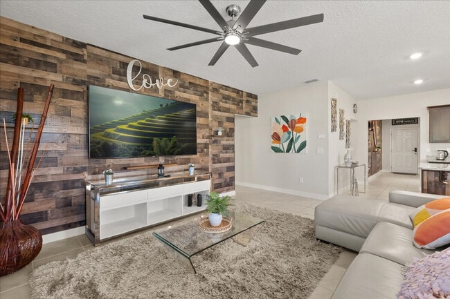 Building Photo - 7850 Oak Reflection Lp