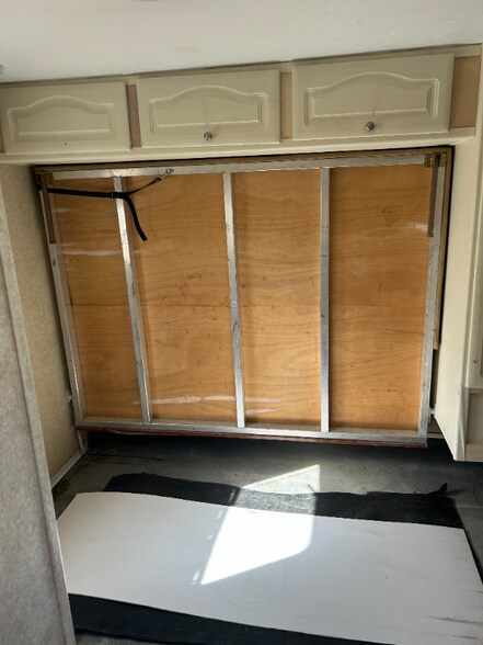 Building Photo - 4541 N Old Romero Rd