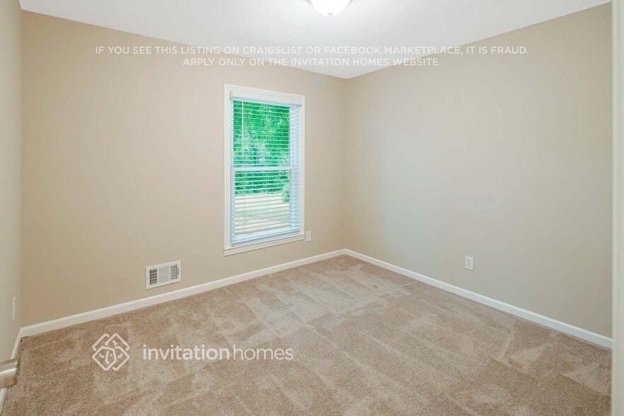 Building Photo - 3916 Amsbury Dr