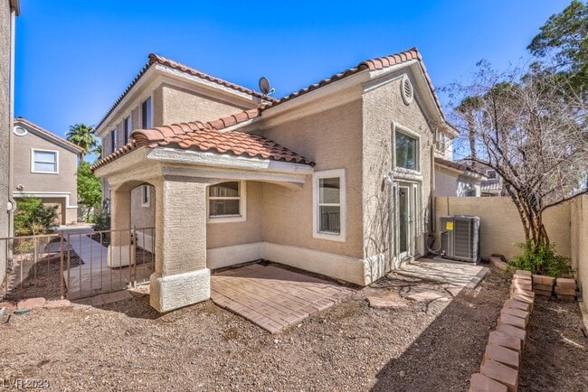 Building Photo - 1425 Bow Creek Ct