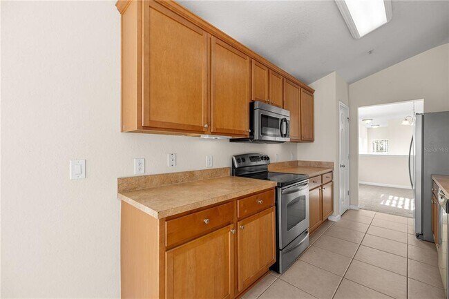 Building Photo - 4505 SW 52nd Cir