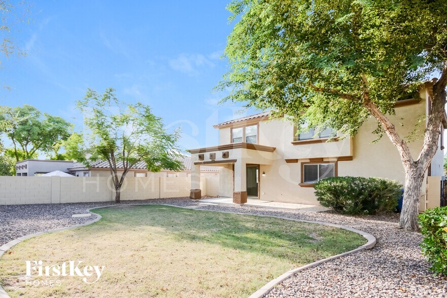 Building Photo - 16430 W Prickly Pear Trail