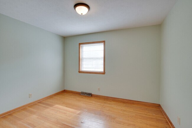 Building Photo - 3902 McCally Pl