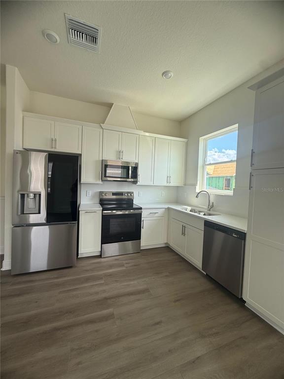 Building Photo - 9803 Gobat Aly