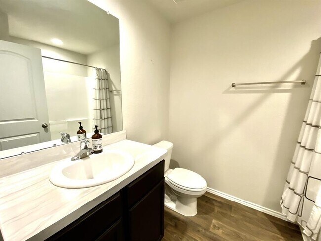 Building Photo - 12751 Landon Lgt N