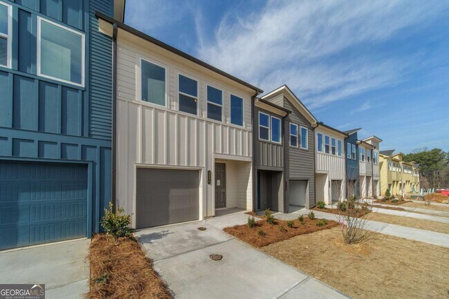 Building Photo - 1507 Albert Ln NW