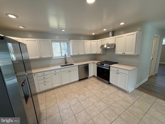 Building Photo - 1212 Reece Rd